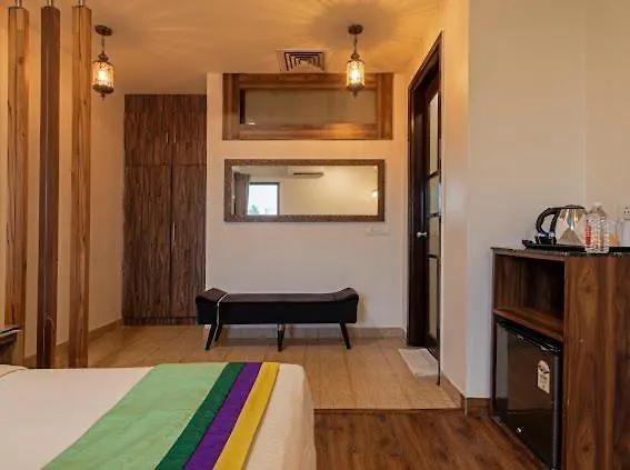 Hotel Imperial Park Sector 45 Gurgaon