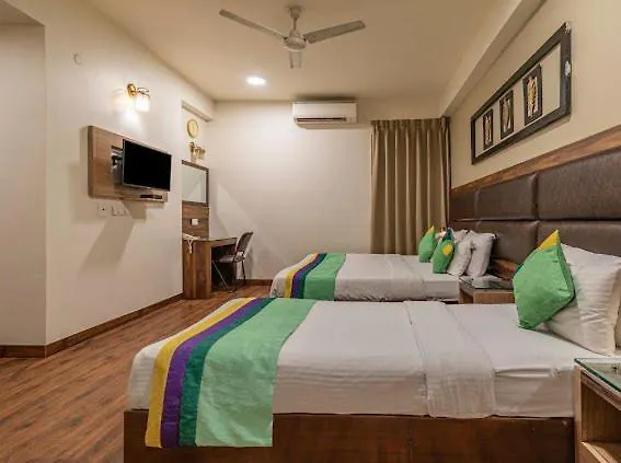 ***  גורגאון Hotel Imperial Park Sector 45 הודו